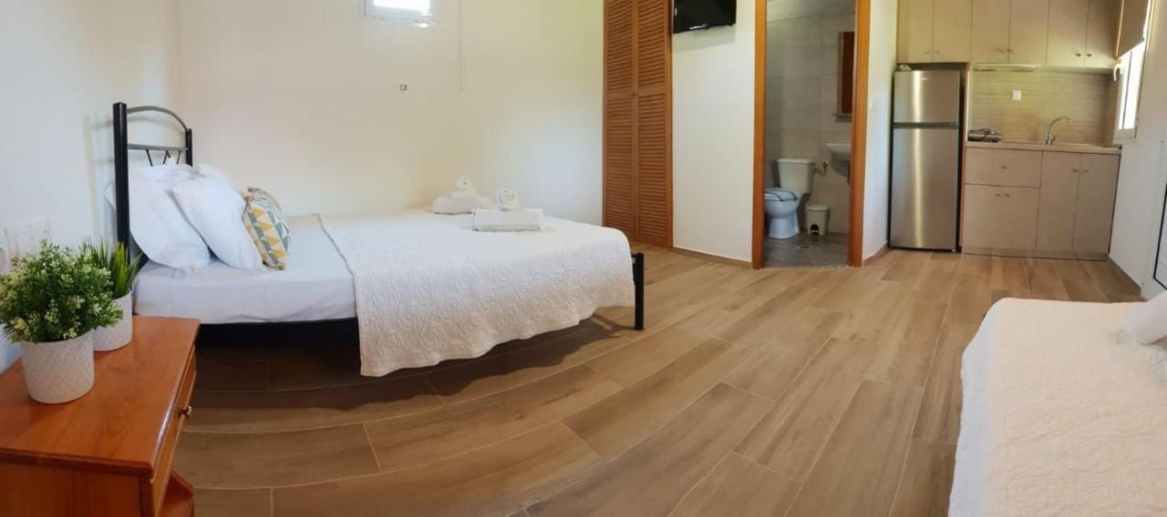 Linaraki & Camping Sykia Chalkidikis